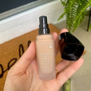 Lancôme Renergie Lift Makeup - 310 Clair 30 (c)